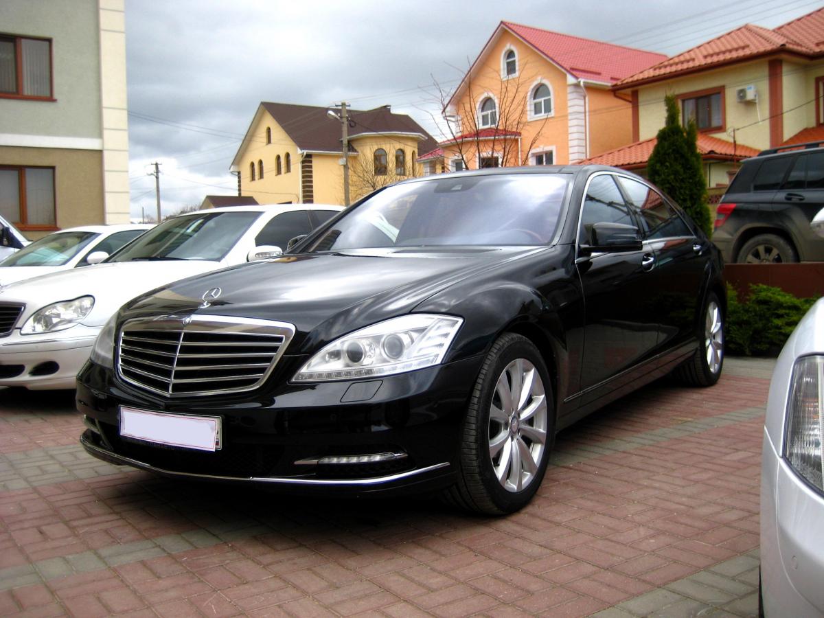Прокат свадебные машины Мерседес W221 черного цвета