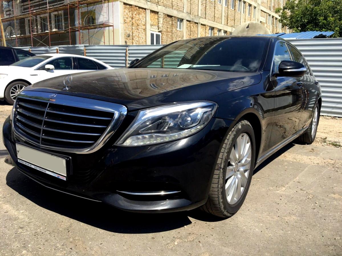 Свадебные машины Мерседес w222. Свадебный кортеж из представительских авто на свадьбу